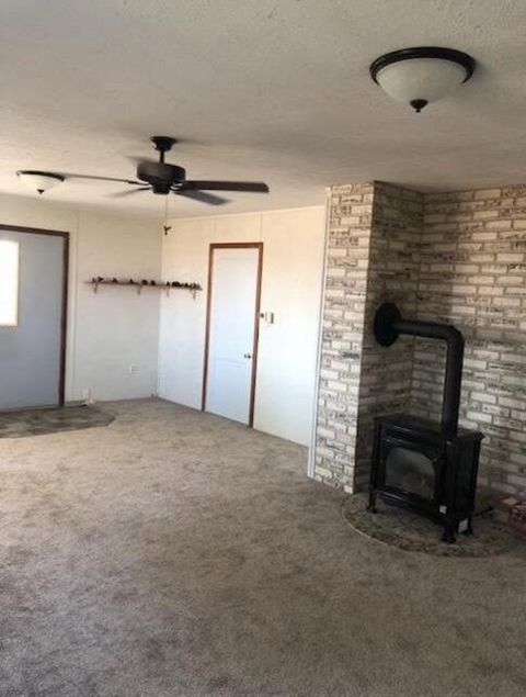 Tiny photo for 226 W Hartley Avenue, Hermiston, OR 97838 (MLS # 220211920)