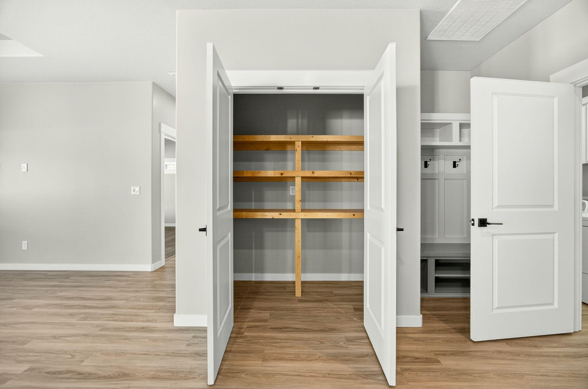 Heights At Hondeleau - Residential