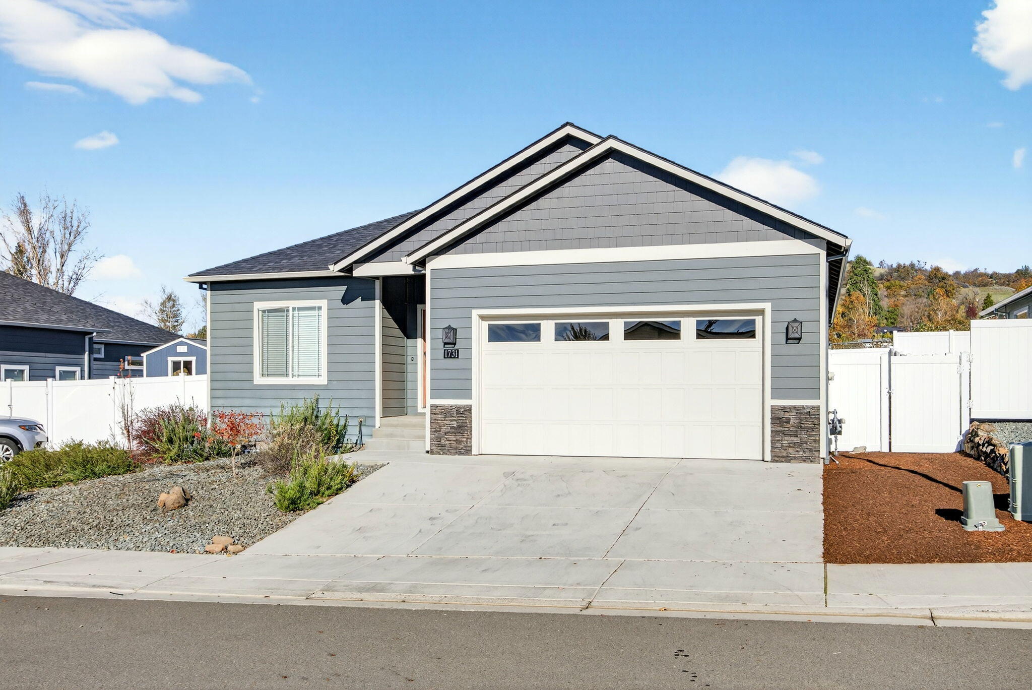 Heights At Hondeleau - Residential