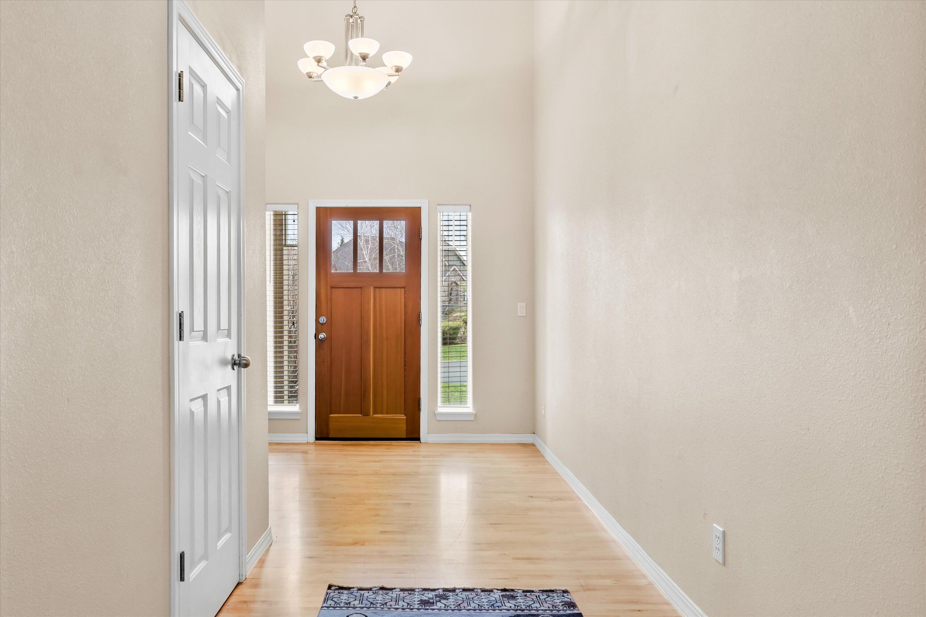 61148 Foxglove Loop
