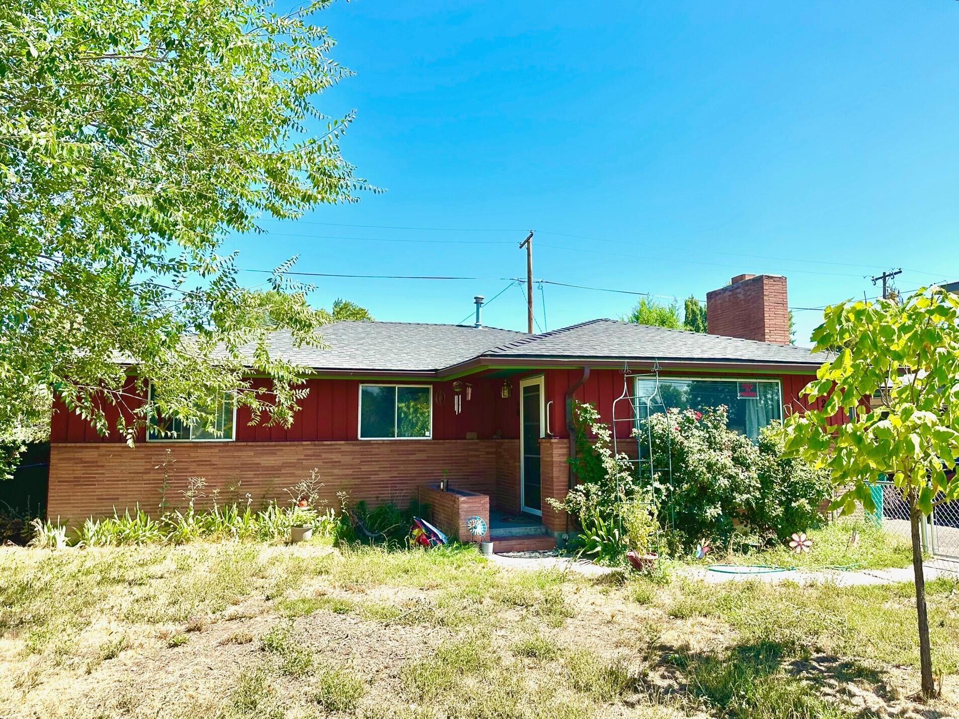 Old Orchard Manor - Residential