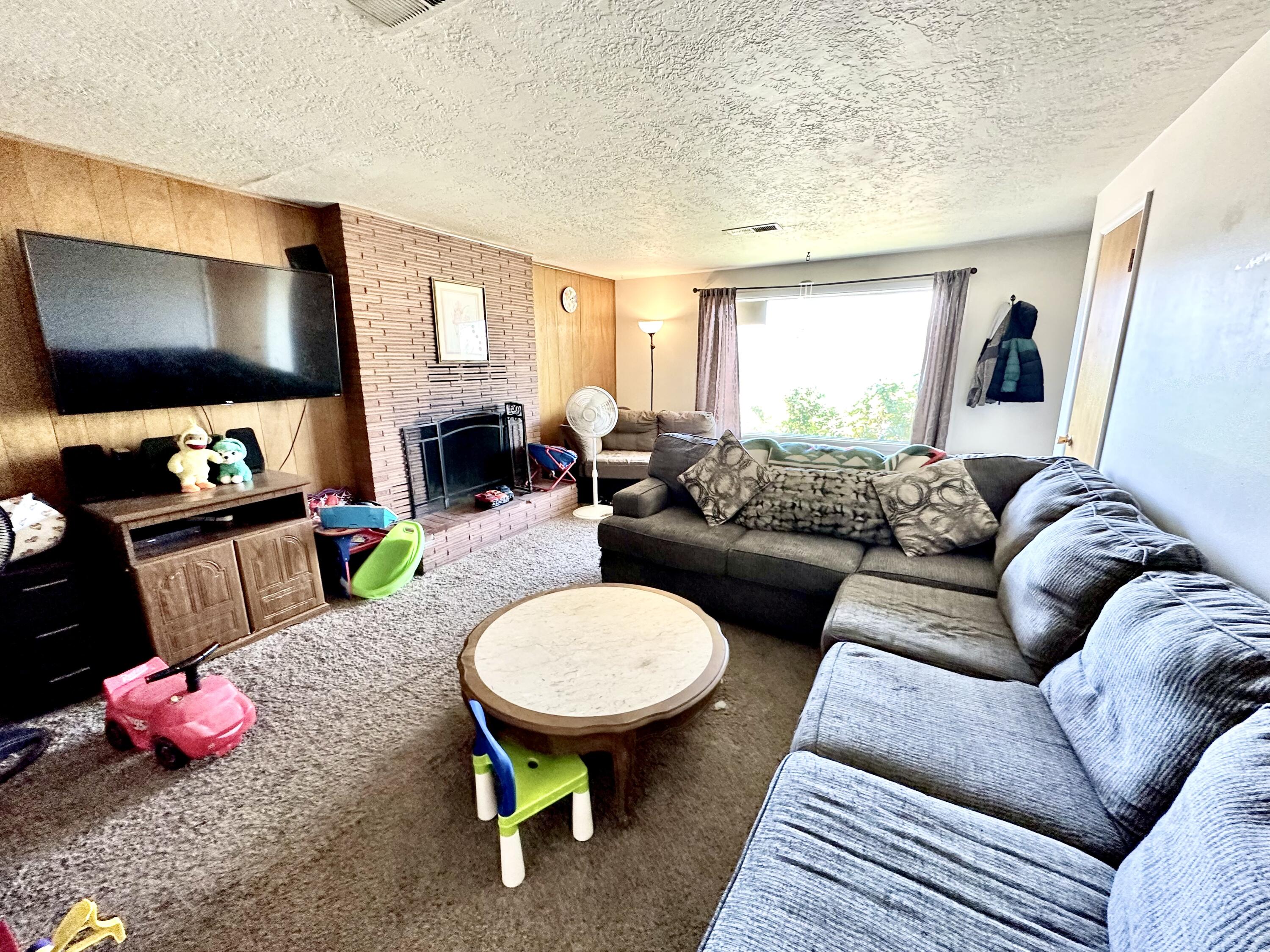 Old Orchard Manor - Residential