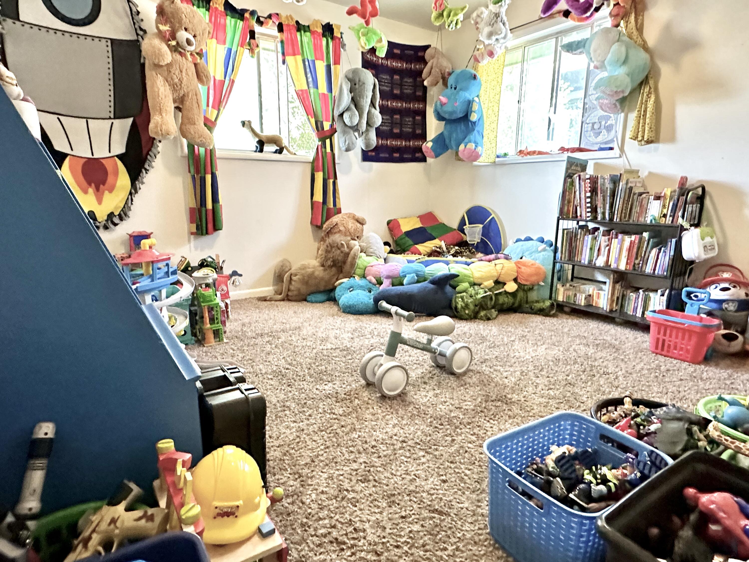 Old Orchard Manor - Residential