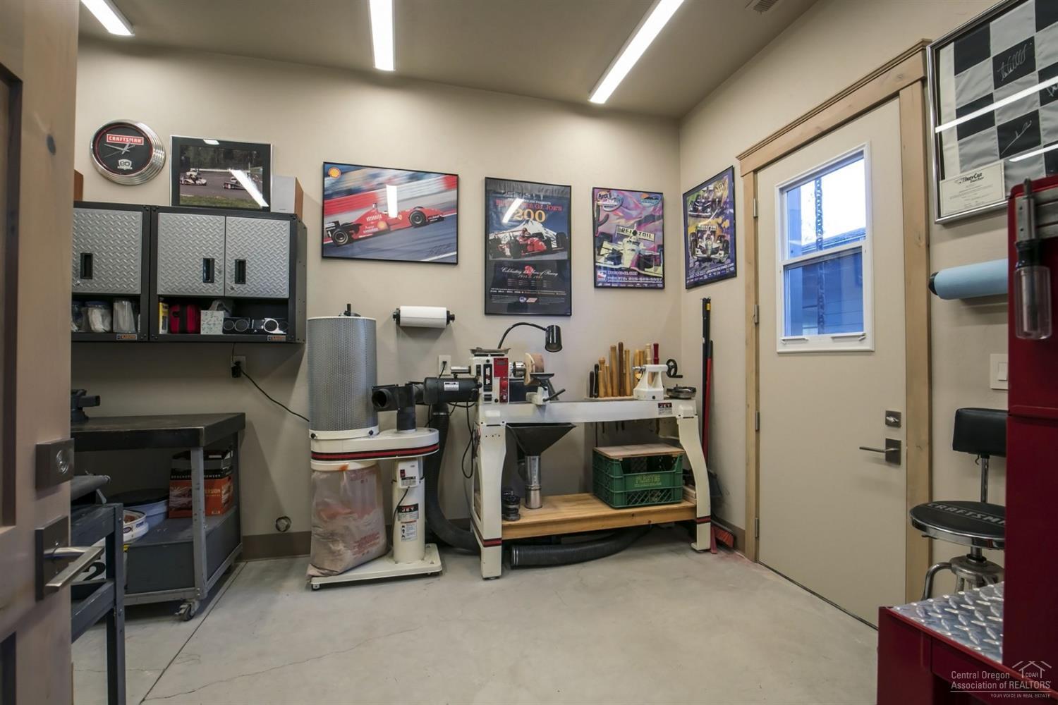 Three Pines Ridge - Residential