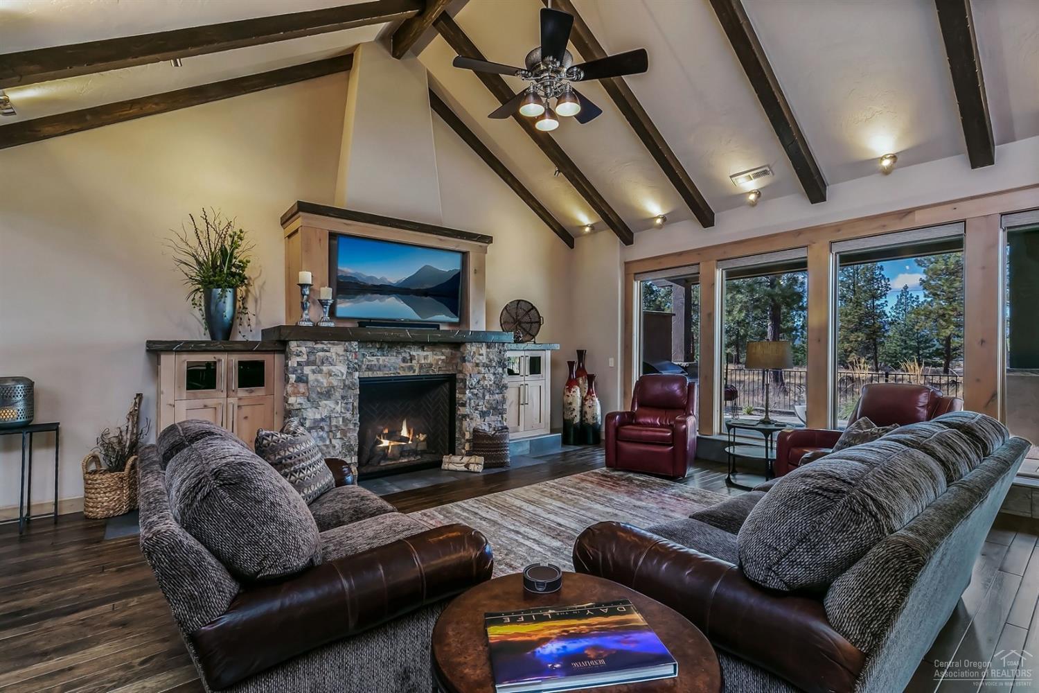 Three Pines Ridge - Residential