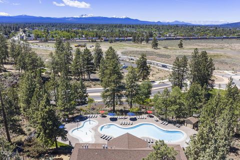 Tiny photo for 61066 SE Sydney Harbor Drive, Bend, OR 97702 (MLS # 220223165)
