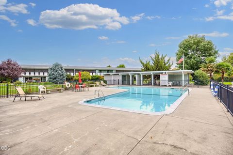 Tiny photo for 737 Stevens Street #119, Medford, OR 97504 (MLS # 220223488)