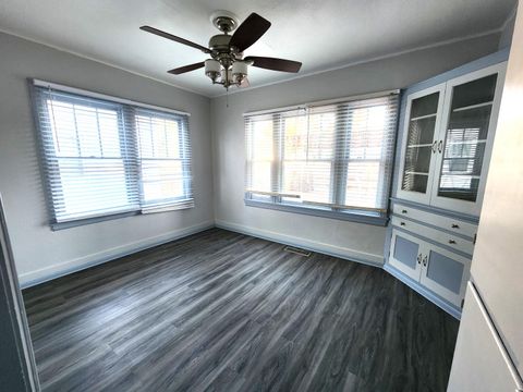 Tiny photo for 2507 Gettle Street, Klamath Falls, OR 97603 (MLS # 220210951)