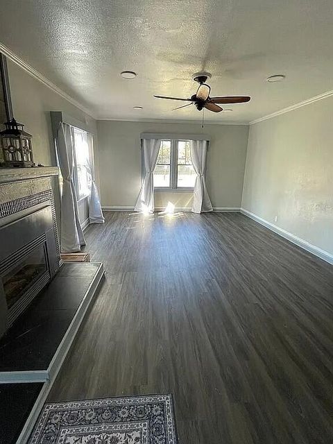 Tiny photo for 2507 Gettle Street, Klamath Falls, OR 97603 (MLS # 220210951)