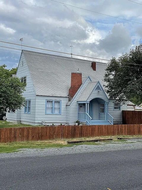 Tiny photo for 2507 Gettle Street, Klamath Falls, OR 97603 (MLS # 220210951)