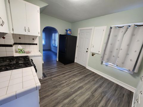Tiny photo for 2507 Gettle Street, Klamath Falls, OR 97603 (MLS # 220210951)