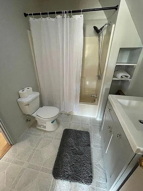 Tiny photo for 2507 Gettle Street, Klamath Falls, OR 97603 (MLS # 220210951)