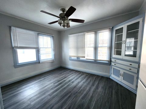 Tiny photo for 2507 Gettle Street, Klamath Falls, OR 97603 (MLS # 220210951)