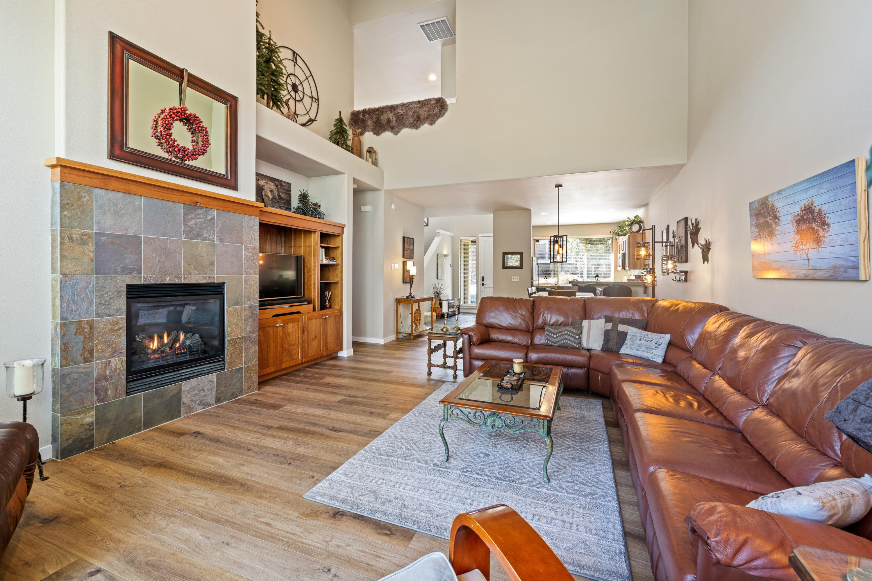 10674 Village Loop