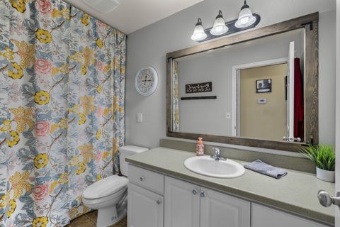 Tiny photo for 58400 4-K Overlook Lane, John Day, OR 97845 (MLS # 220215444)