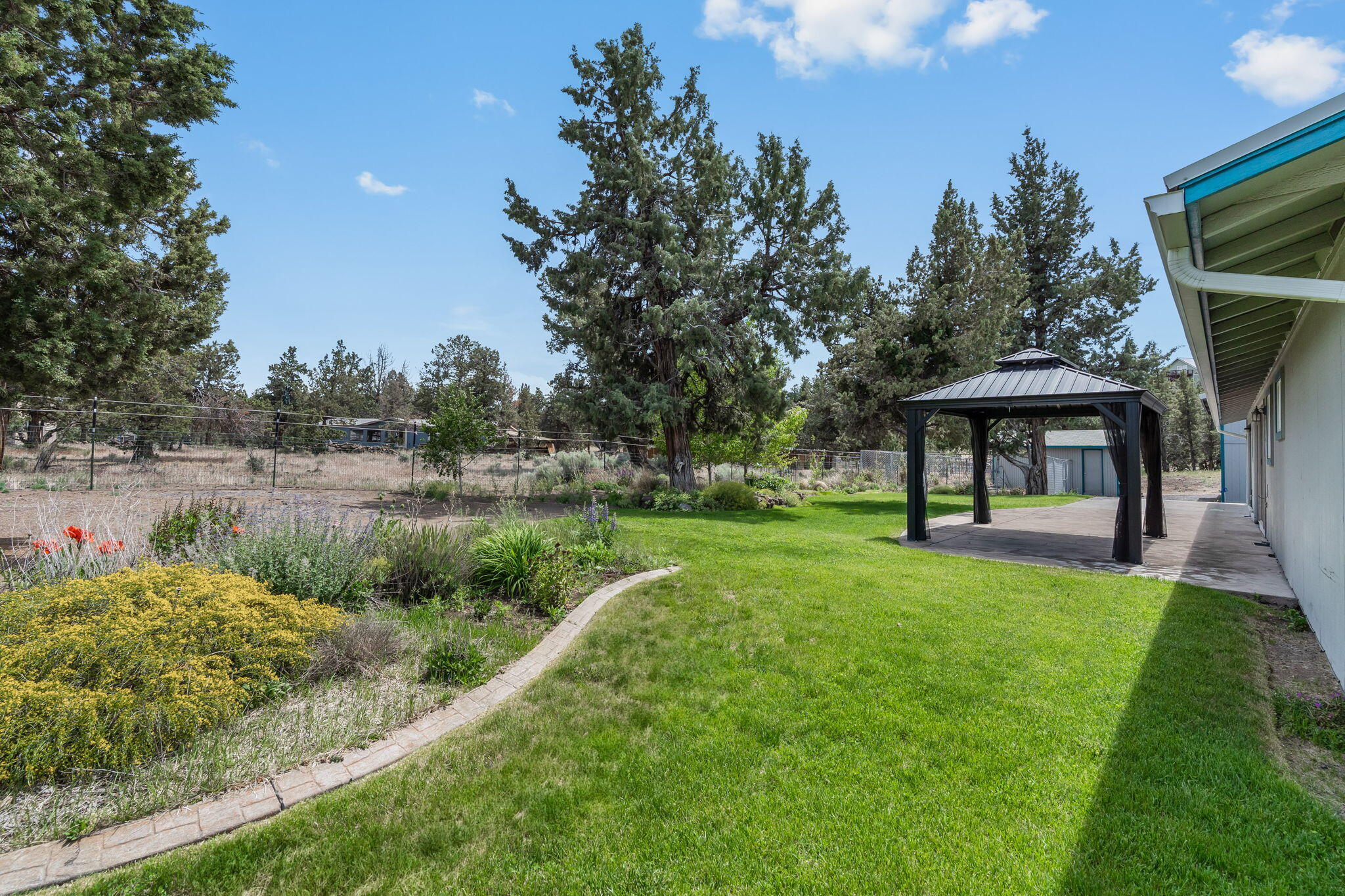 Tetherow Crossing - Residential