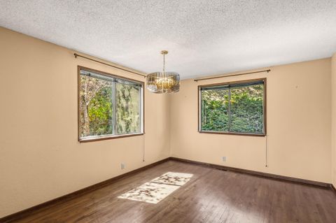 Tiny photo for 1704 NW Sunview Place, Grants Pass, OR 97526 (MLS # 220219697)