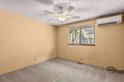 Tiny photo for 1704 NW Sunview Place, Grants Pass, OR 97526 (MLS # 220219697)