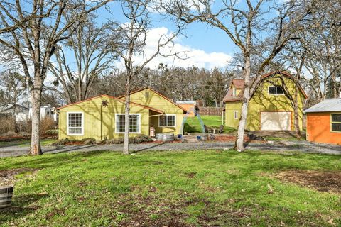 Tiny photo for 51 Sterling Creek Road, Jacksonville, OR 97530 (MLS # 220216711)