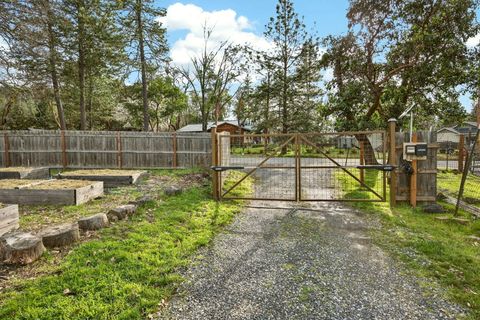 Tiny photo for 51 Sterling Creek Road, Jacksonville, OR 97530 (MLS # 220216711)