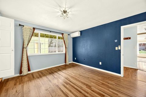 Tiny photo for 51 Sterling Creek Road, Jacksonville, OR 97530 (MLS # 220216711)