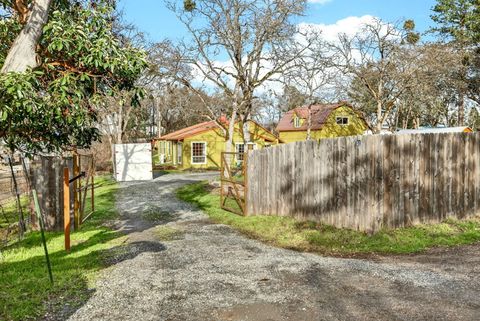 Tiny photo for 51 Sterling Creek Road, Jacksonville, OR 97530 (MLS # 220216711)