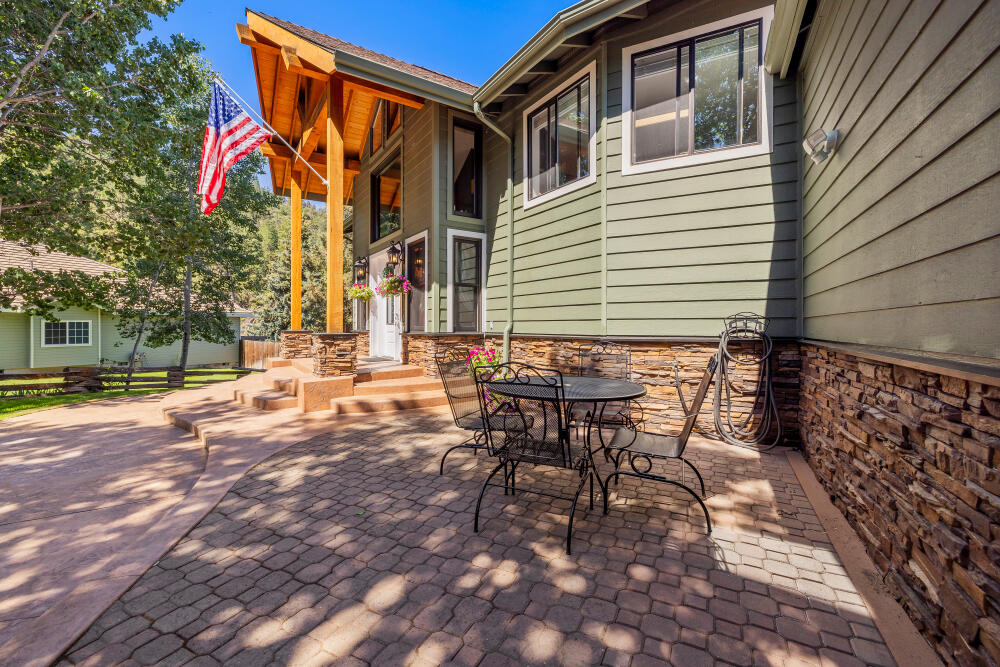 Lynnewood - Residential