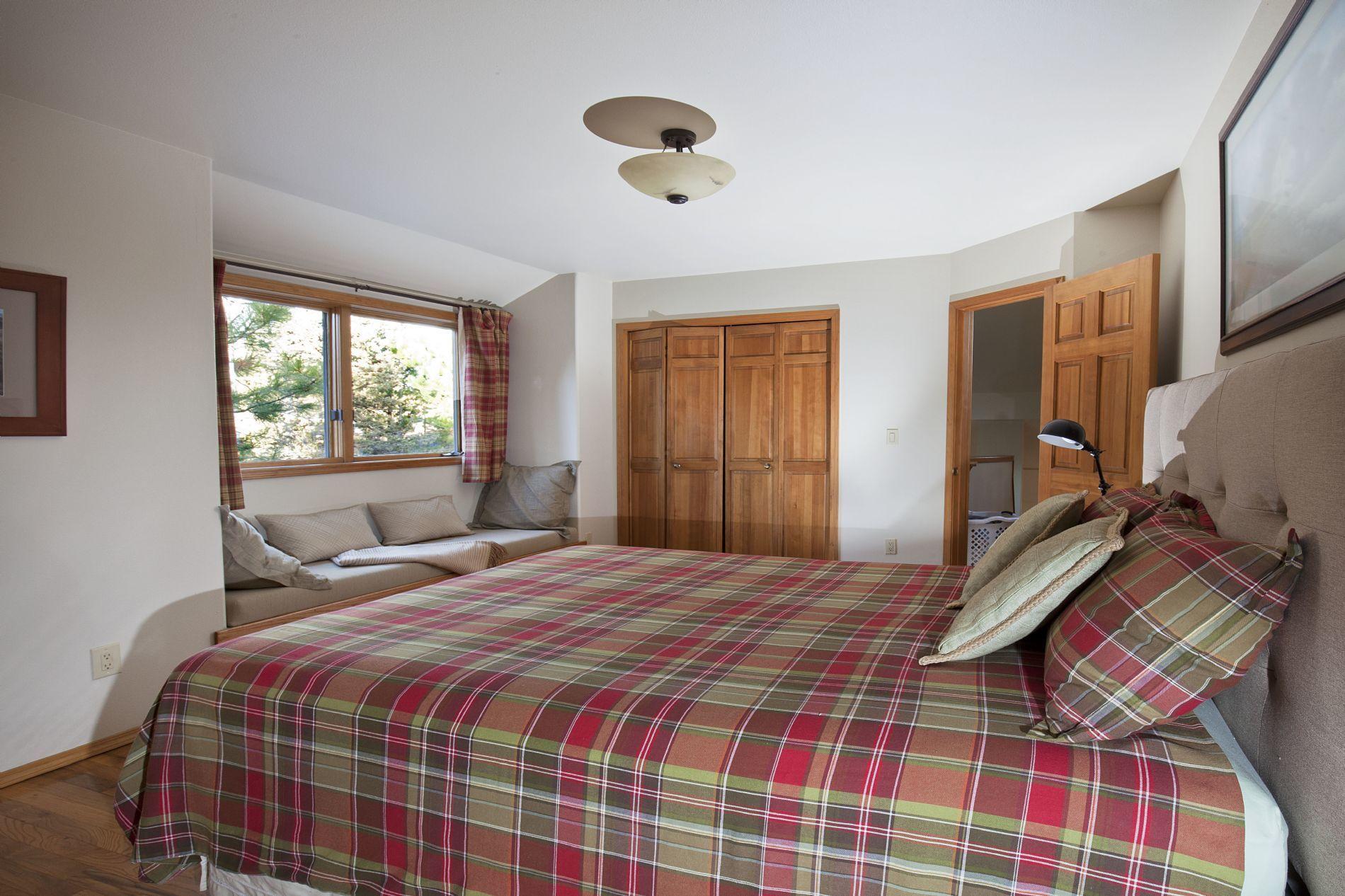 Woodside Ranch - Residential