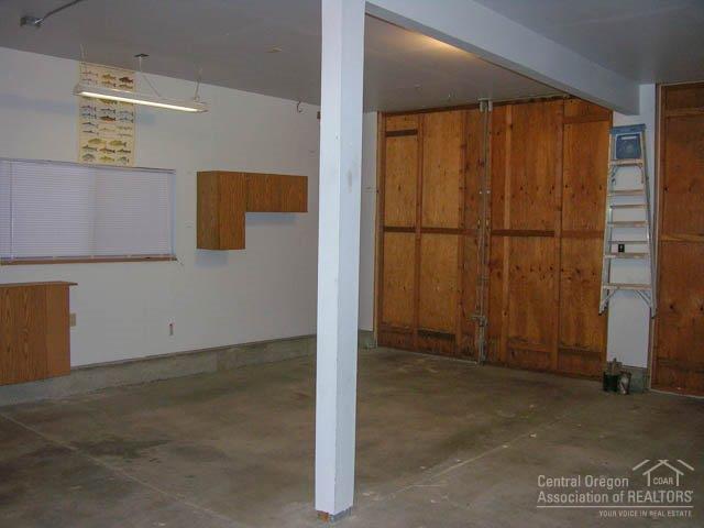 Wagon Trail Acreages - Residential