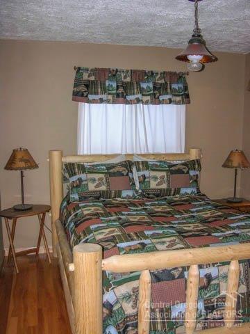 Wagon Trail Acreages - Residential