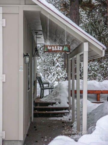Wagon Trail Acreages - Residential