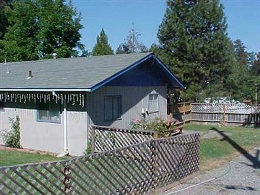 Seller Has A Note On The Property That Has To Be Assumed. Call Listing Agent For More Info. Jan Lakey 660-1956.