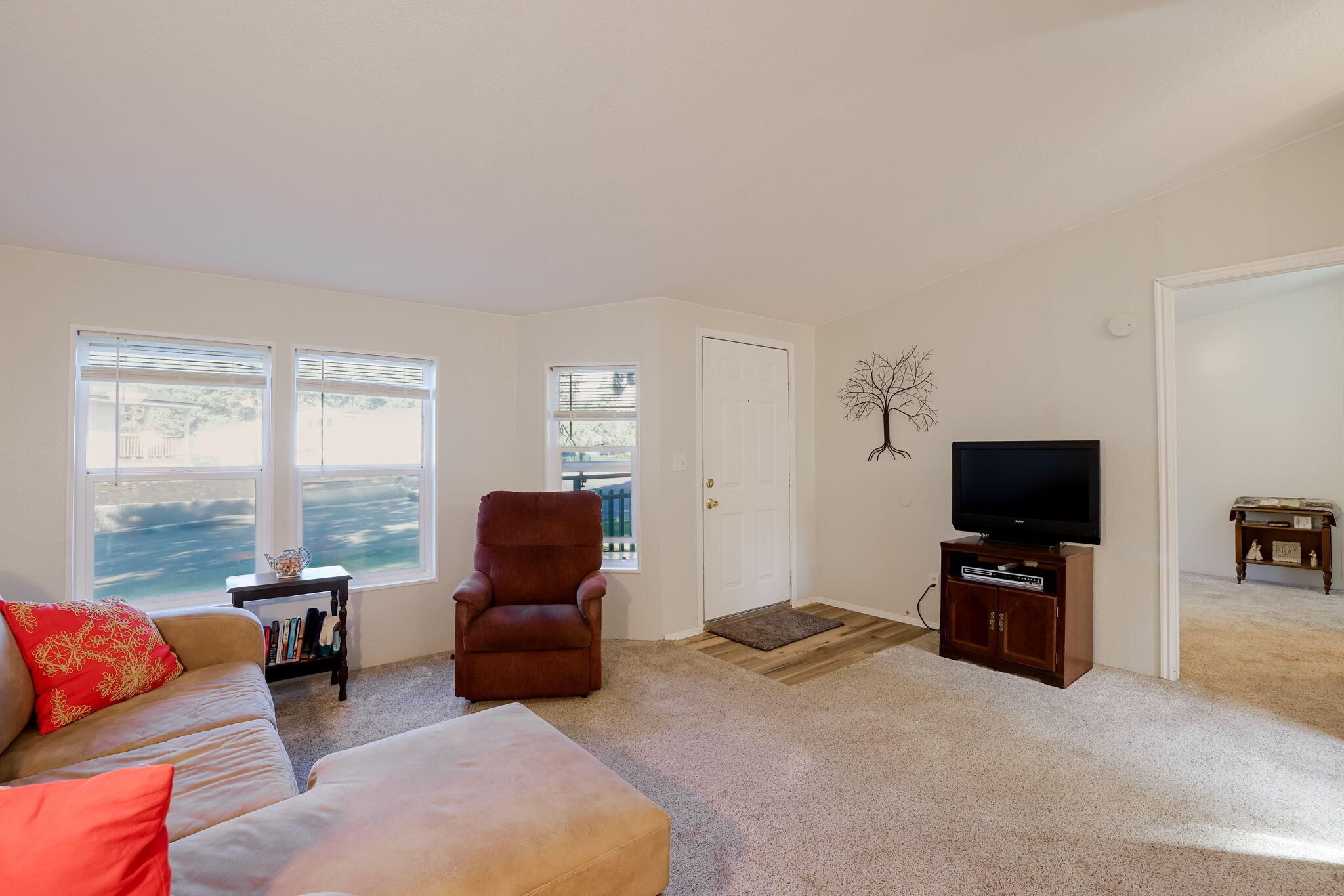61000 Brosterhous Road 533
