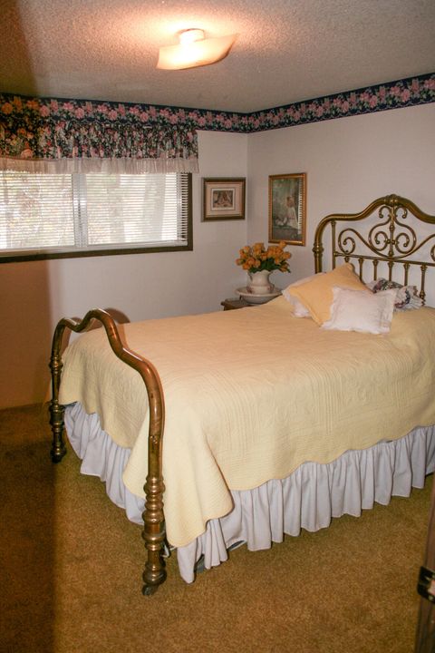 Tiny photo for 61207 Mokas Court, Bly, OR 97622 (MLS # 220211577)