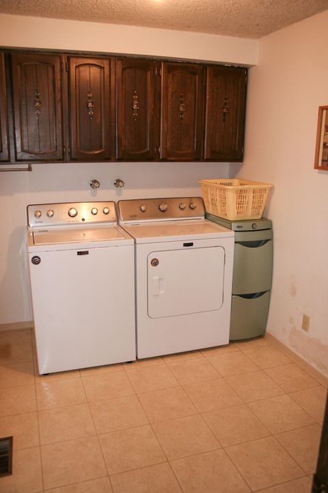 Tiny photo for 61207 Mokas Court, Bly, OR 97622 (MLS # 220211577)