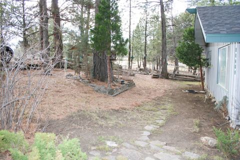 Tiny photo for 61207 Mokas Court, Bly, OR 97622 (MLS # 220211577)
