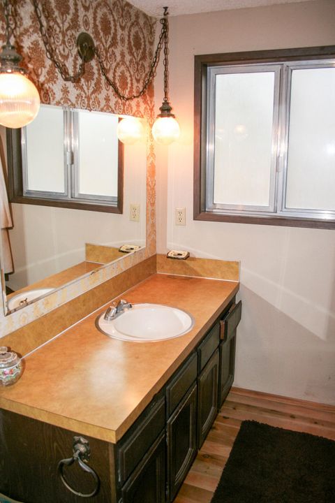 Tiny photo for 61207 Mokas Court, Bly, OR 97622 (MLS # 220211577)