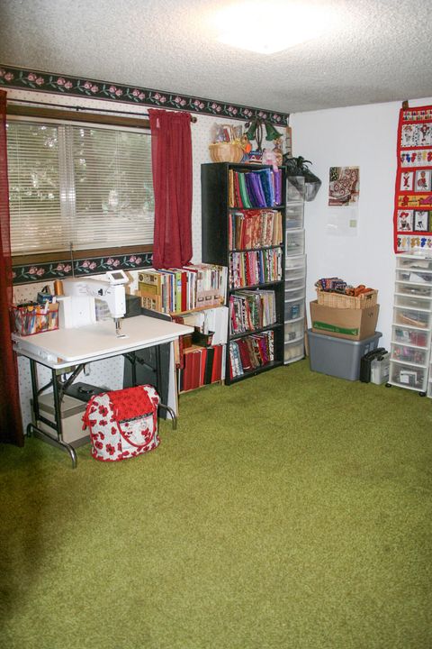 Tiny photo for 61207 Mokas Court, Bly, OR 97622 (MLS # 220211577)