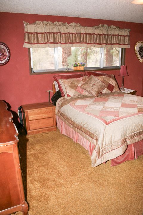 Tiny photo for 61207 Mokas Court, Bly, OR 97622 (MLS # 220211577)