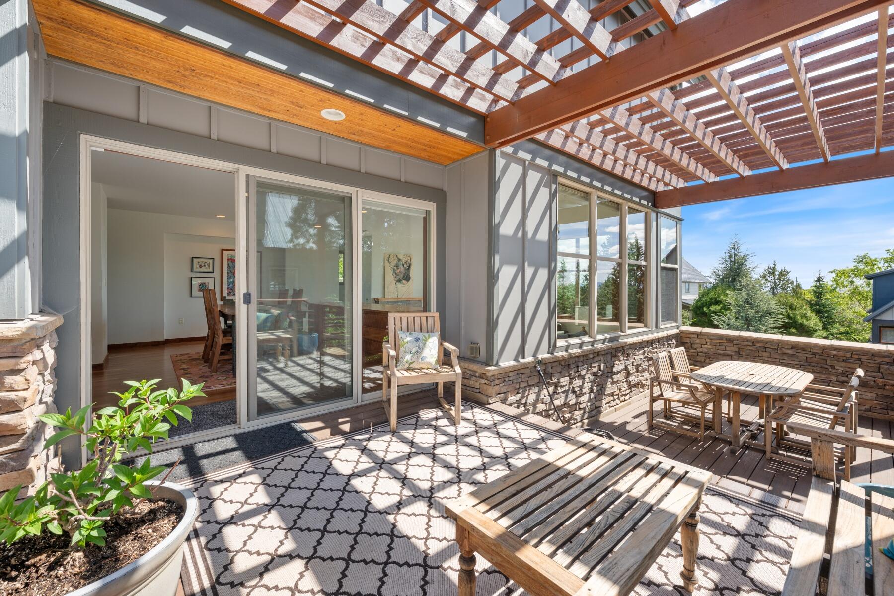 Eagle Crest - Residential