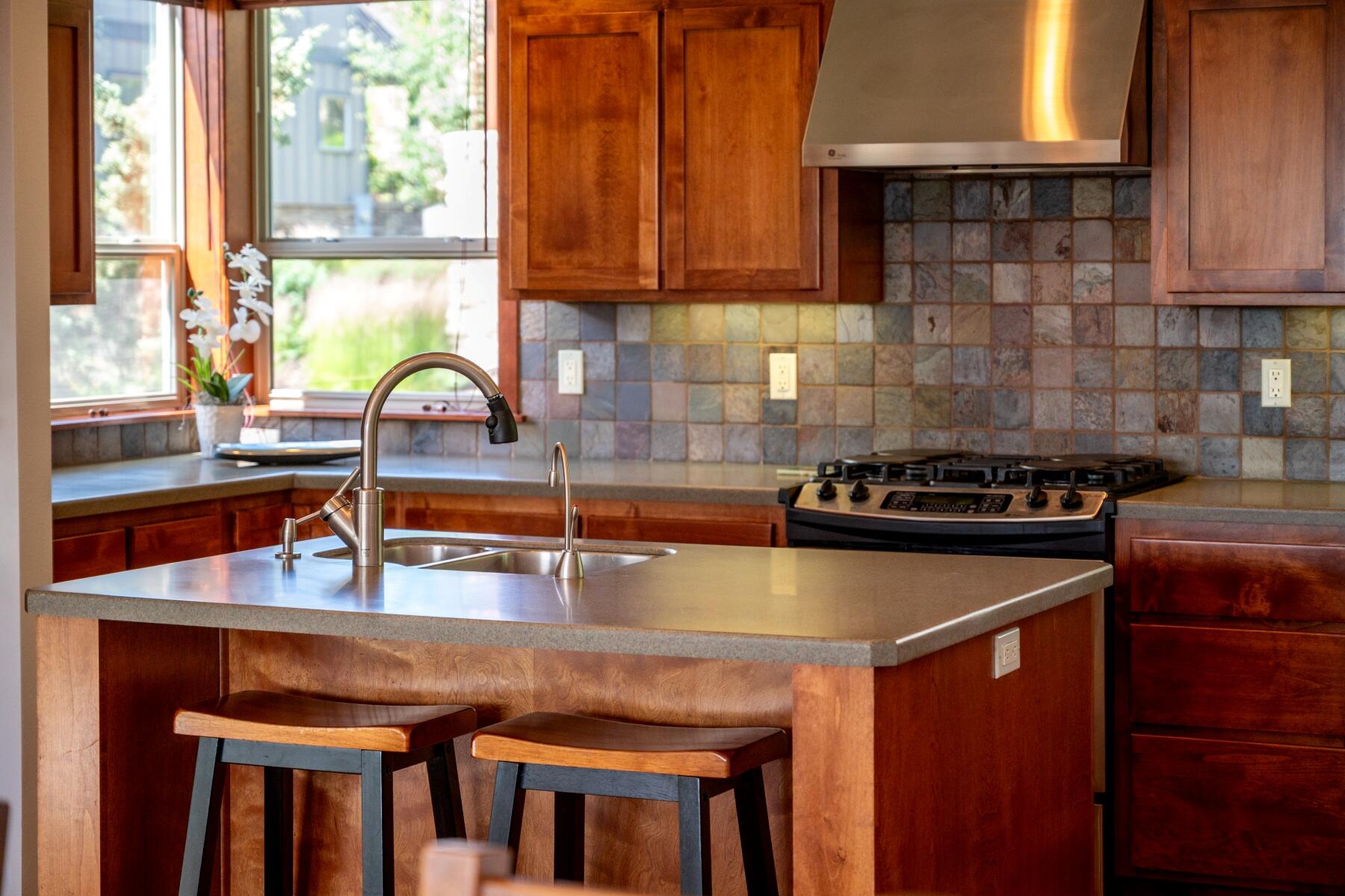 Eagle Crest - Residential