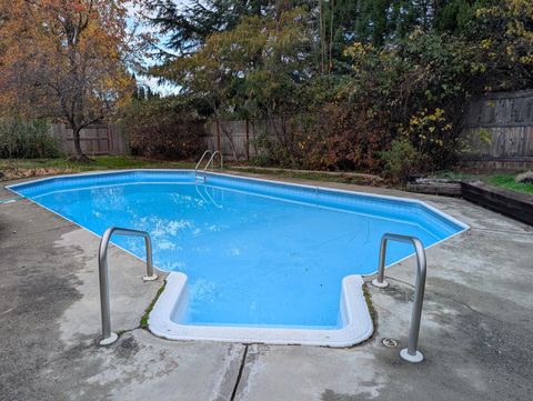 Tiny photo for 3349 Bryson Way, Medford, OR 97504 (MLS # 220212184)