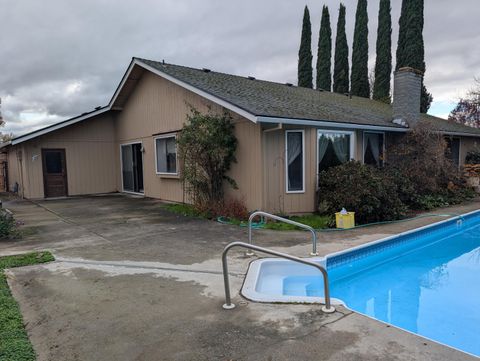 Tiny photo for 3349 Bryson Way, Medford, OR 97504 (MLS # 220212184)