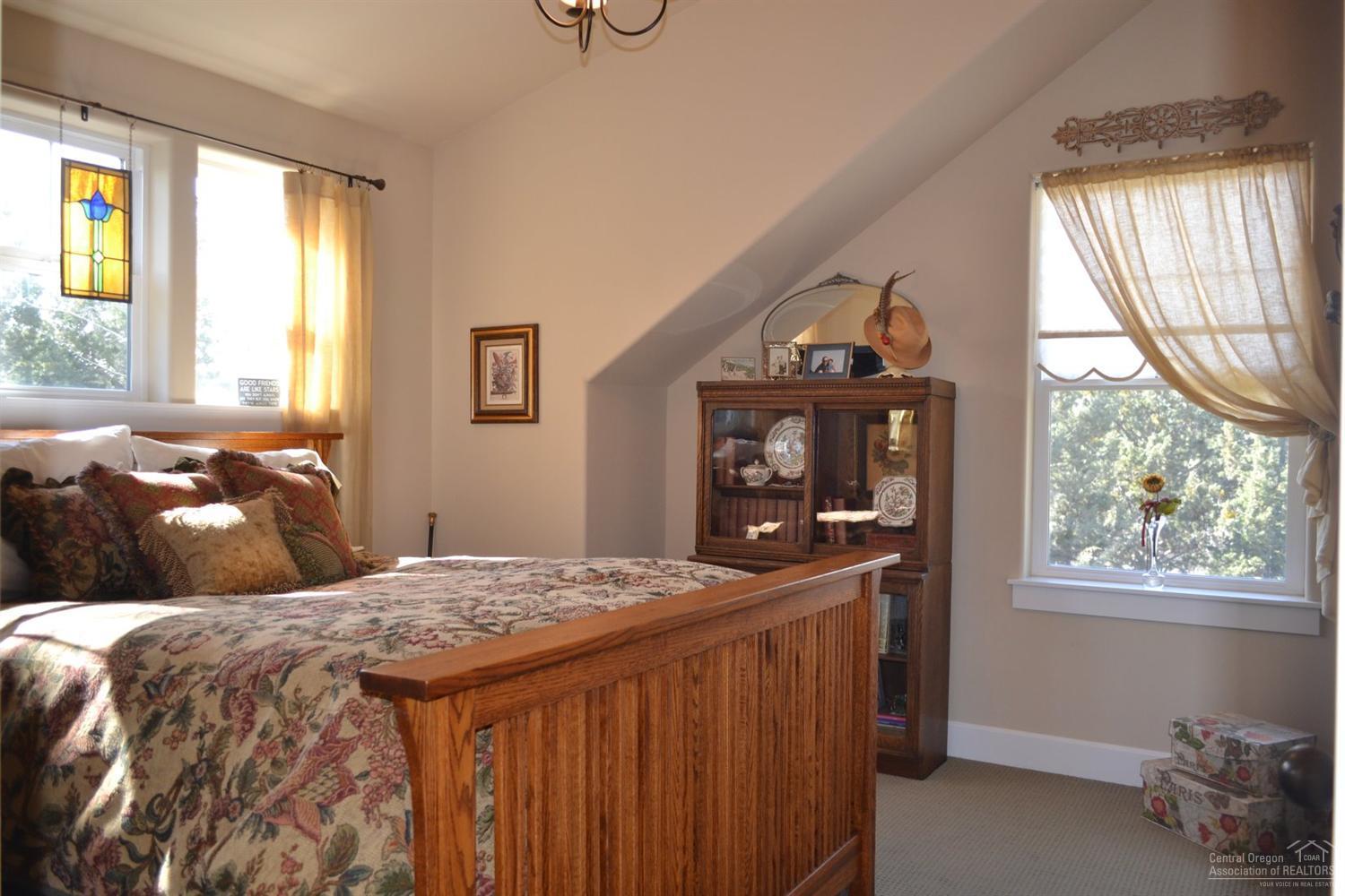 Awbrey Butte - Residential