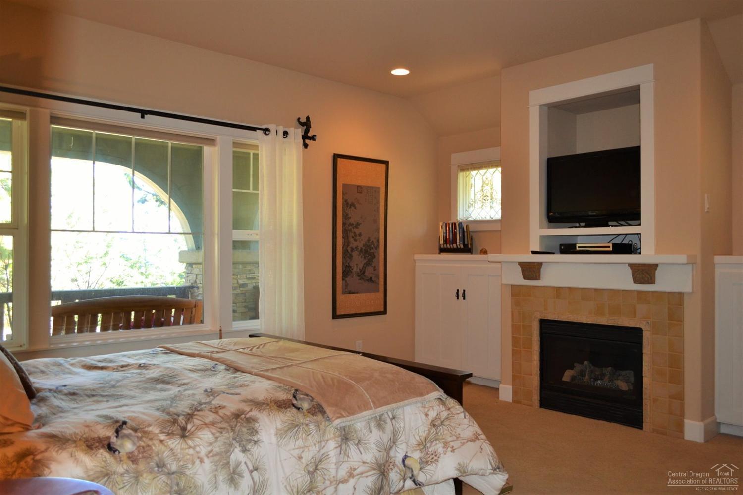 Awbrey Butte - Residential