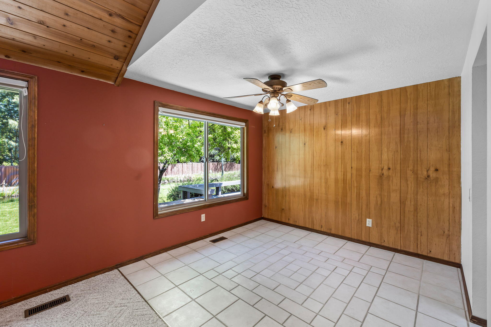 Woodside Ranch - Residential