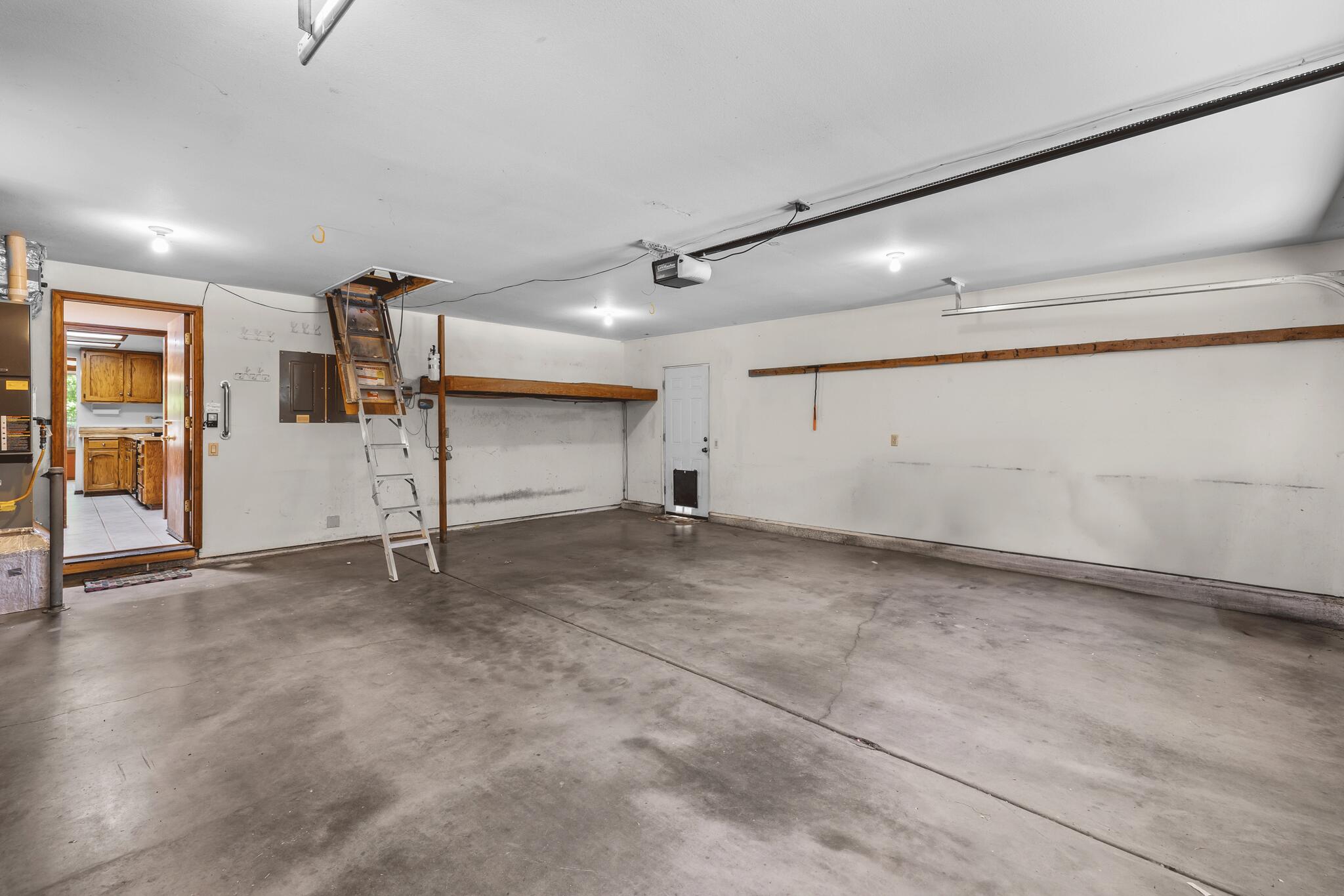 Woodside Ranch - Residential