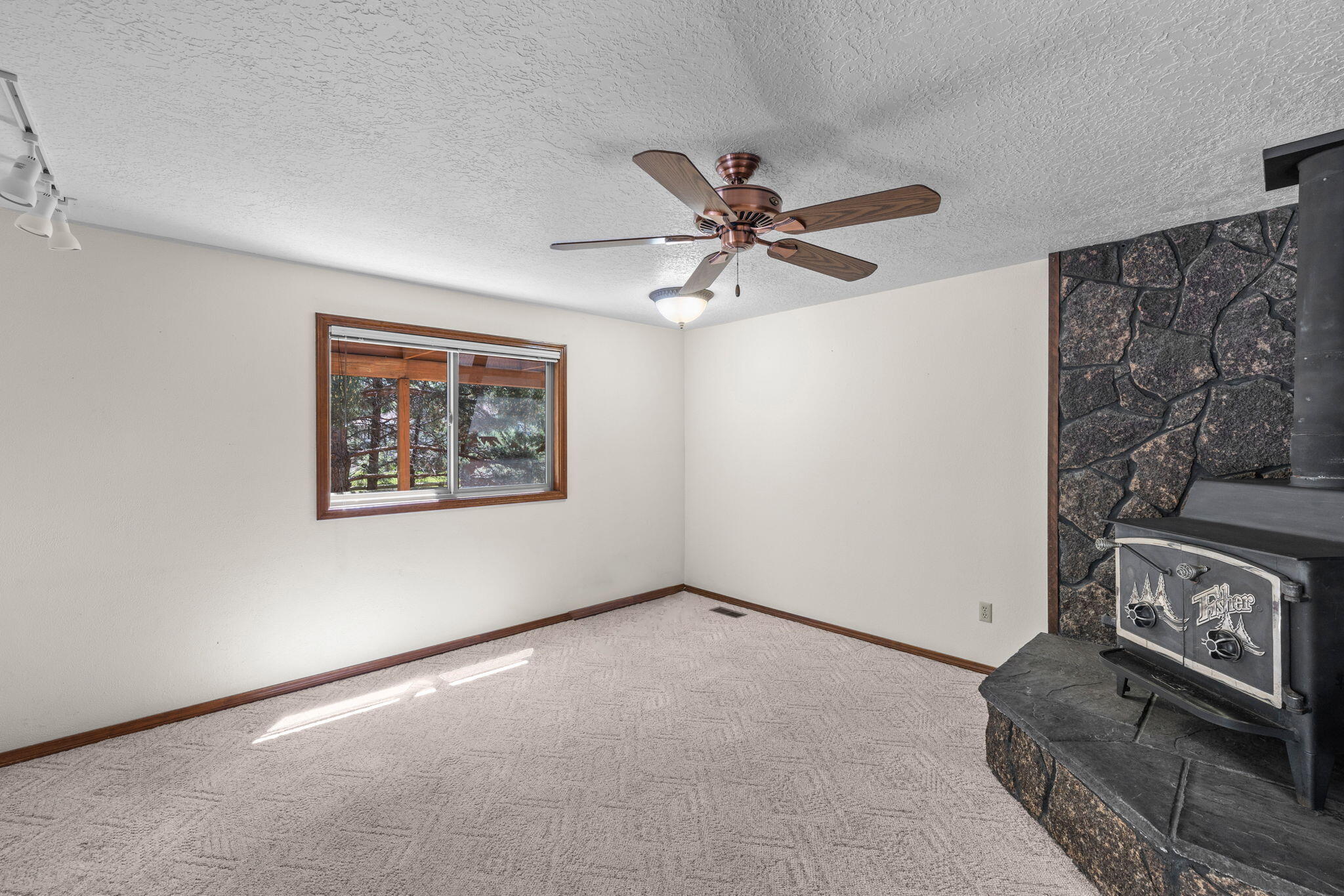 Woodside Ranch - Residential