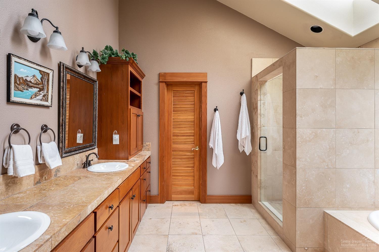 Golden Butte - Residential