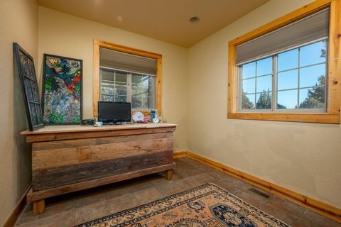 Tiny photo for 7672 SW Robin Drive, Terrebonne, OR 97760 (MLS # 220213855)